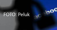 FOTO: Peluk dan Cium Di Mana